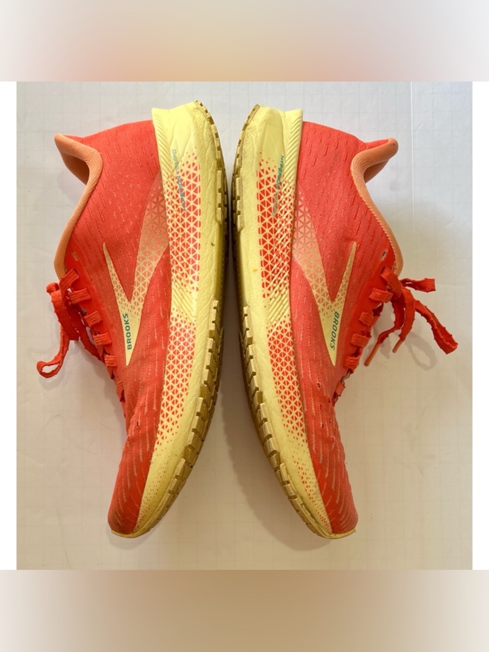 Brooks Hyperion lightweight running shoes orange and yellow US Women’s 8.5 TTS - Picture 7 of 14